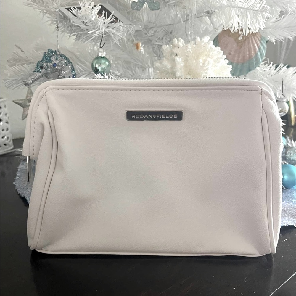 NWT R+F White Cosmetic Bag
